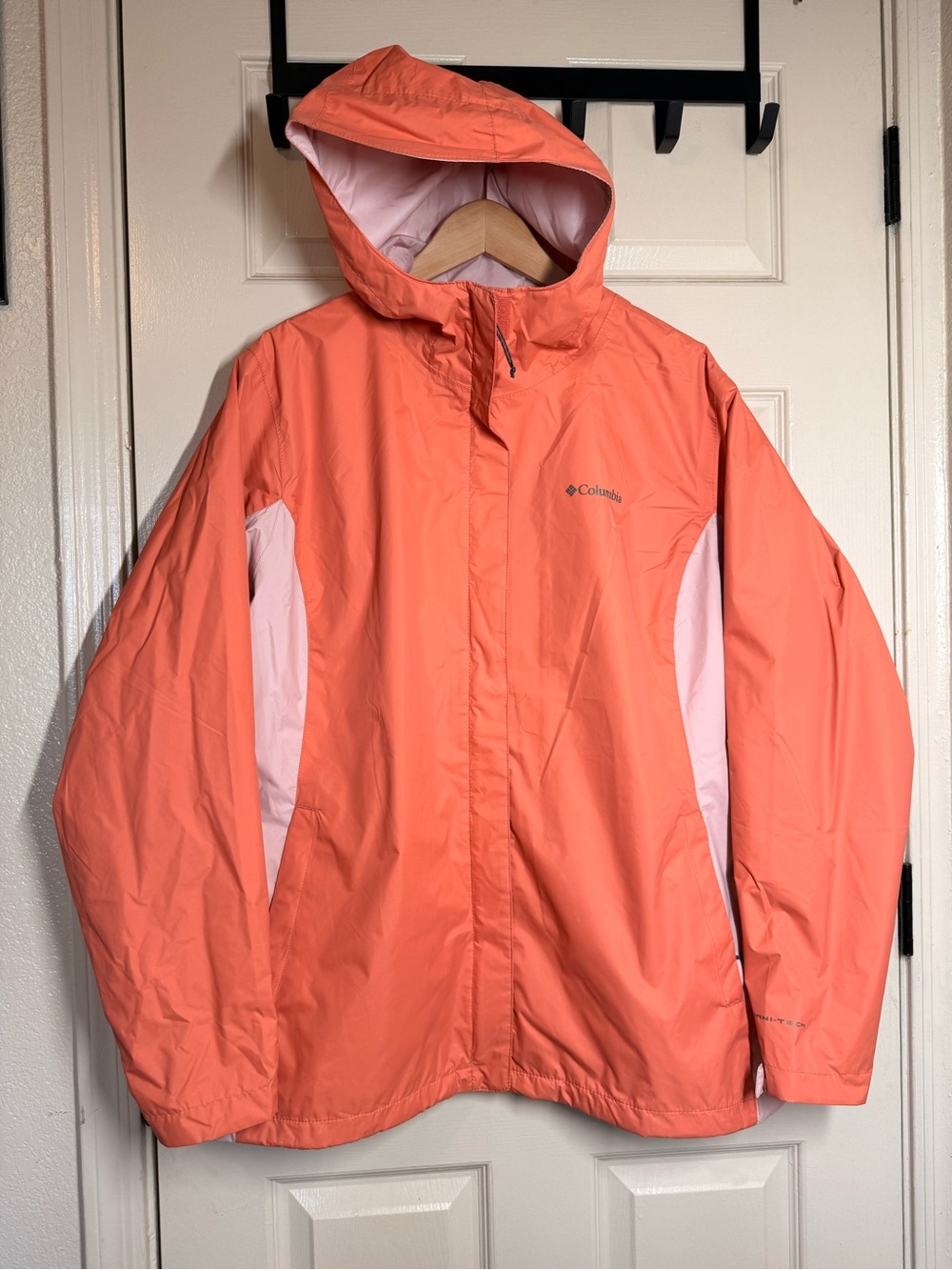 Columbia Omni-Tech Waterproof Hooded Rain Jacket Women's Size 2X Coral Pink